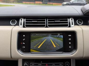 Land Rover Range Rover 3.0 TD V6 Vogue Auto 4WD Euro 6 (s/s) 5dr