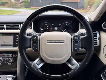 Land Rover Range Rover 3.0 TD V6 Vogue Auto 4WD Euro 6 (s/s) 5dr