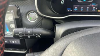 MG MG ZS 51.1kWh Trophy SUV 5dr Electric Auto (176 ps)