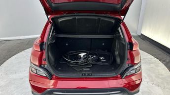 Hyundai KONA 39kWh SE Connect SUV 5dr Electric Auto (10.5kW Charger) (136 ps)