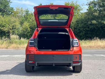 Abarth 600e 54kWh SUV 5dr Electric Auto (240 ps)