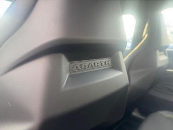Abarth 600e 54kWh SUV 5dr Electric Auto (240 ps)