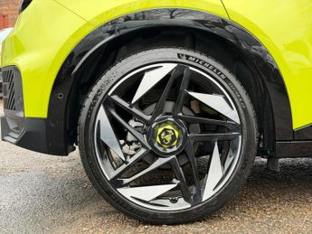 Abarth 600e 54kWh Scorpionissima Auto 5dr