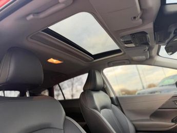 Subaru Crosstrek 2.0 i e-Boxer Touring Lineartronic 4WD Euro 6 (s/s) 5dr