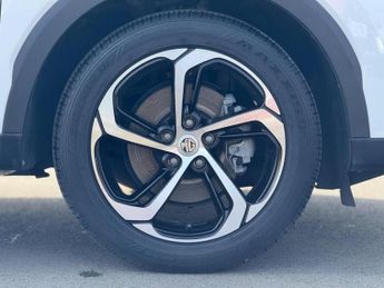 MG MG HS 1.5 T-GDI SE SUV 5dr Petrol DCT Euro 6 (s/s) (162 ps)