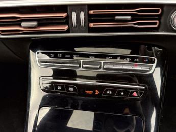 Mercedes-Benz EQC EQC 400 80kWh AMG Line (Premium Plus) Auto 4MATIC 5dr