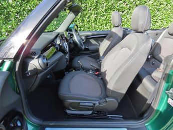 MINI Convertible 1.5 Cooper Classic Convertible 2dr Petrol Steptronic Euro 6 (s/s
