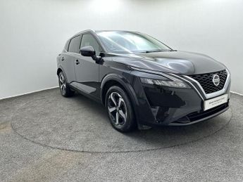 Nissan Qashqai 1.3 DiG-T MH 158 N-Connecta [Glass Rf] 5dr Xtronic