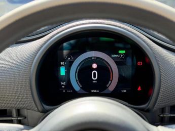 Fiat 500e 42kWh La Prima Hatchback 3dr Electric Auto (118 ps)