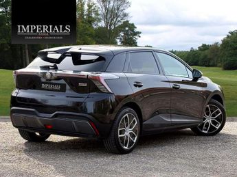 MG MG4 64kWh Trophy Long Range Auto 5dr