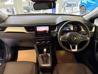 Renault Captur 1.6 E-TECH evolution SUV 5dr Petrol Hybrid Auto