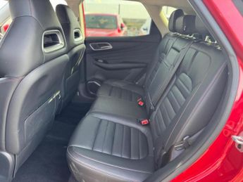 MG MG HS 1.5 T-GDI Trophy DCT Euro 6 (s/s) 5dr