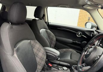 Mini Hatch 2.0 Cooper S Hatchback 3dr Petrol Auto | Service History | 1 Pre