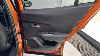 Peugeot E-2008 50kWh Allure Premium SUV 5dr Electric Auto (136 ps)