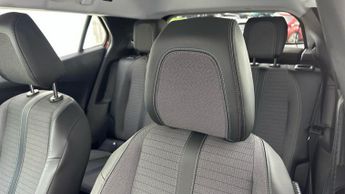 Peugeot E-2008 50kWh Allure Premium SUV 5dr Electric Auto (136 ps)