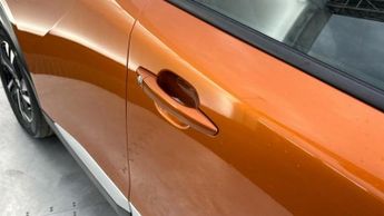 Peugeot E-2008 50kWh Allure Premium SUV 5dr Electric Auto (136 ps)