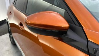 Peugeot E-2008 50kWh Allure Premium SUV 5dr Electric Auto (136 ps)