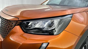 Peugeot E-2008 50kWh Allure Premium SUV 5dr Electric Auto (136 ps)