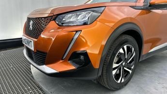 Peugeot E-2008 50kWh Allure Premium SUV 5dr Electric Auto (136 ps)