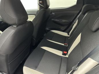 Nissan Micra 1.0 IG-T 92 Tekna 5dr CVT
