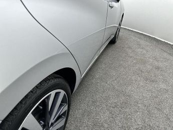 Nissan Micra 1.0 IG-T 92 Tekna 5dr CVT