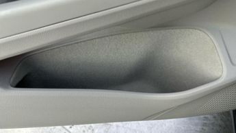 Volkswagen Golf 1.4 TSI 13kWh Style Hatchback 5dr Petrol Plug-in Hybrid DSG Euro