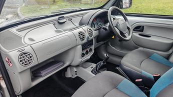 Renault Kangoo 1.2 16v 75 Authentique Wheelchair Accessible Vehicle **VERY LOW 