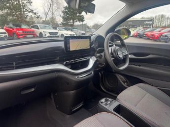Fiat 500e 42kWh Icon Auto 3dr