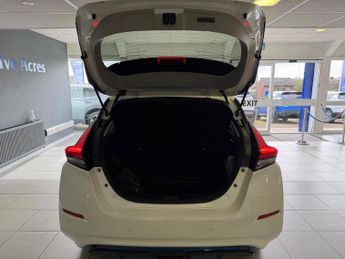 Nissan Leaf 40kWh Tekna Hatchback 5dr Electric Auto