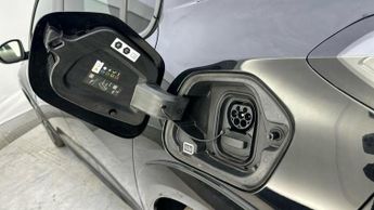 Peugeot E-208 50kWh GT Premium Hatchback 5dr Electric Auto (136 ps)