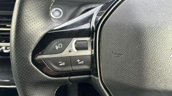 Peugeot E-208 50kWh GT Premium Hatchback 5dr Electric Auto (136 ps)