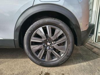 Peugeot E-2008 50kWh GT SUV 5dr Electric Auto (136 ps)