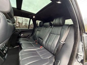 Land Rover Range Rover 4.4 SD V8 Autobiography SUV 5dr Diesel Auto 4WD Euro 6 (s/s) (33