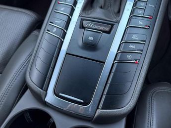 Porsche Macan 3.0 V6 S PDK 4WD Euro 6 (s/s) 5dr