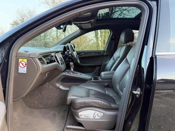 Porsche Macan 3.0 V6 S PDK 4WD Euro 6 (s/s) 5dr