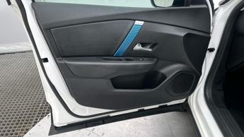 Citroen e-C4 50kWh Shine Plus Hatchback 5dr Electric Auto (7.4kW Charger) (13