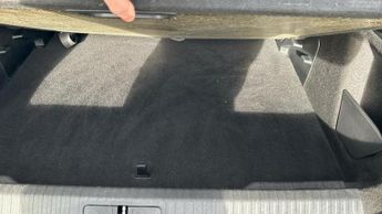 Citroen e-C4 50kWh Shine Plus Hatchback 5dr Electric Auto (7.4kW Charger) (13