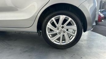 Suzuki Swift 1.2 Dualjet MHEV SZ-T Hatchback 5dr Petrol Hybrid CVT Euro 6 (s/