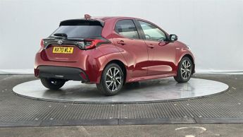 Toyota Yaris 1.5 VVT-h Design Hatchback 5dr Petrol Hybrid E-CVT Euro 6 (s/s) 