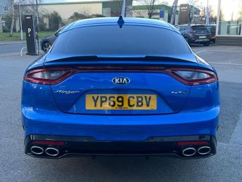 Kia Stinger 2.0 T-GDi BLUE EDITION