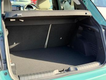 Fiat 600e 54kWh La Prima SUV 5dr Electric Auto (156 ps)