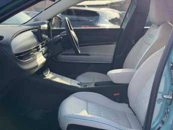 Fiat 600e 54kWh La Prima SUV 5dr Electric Auto (156 ps)