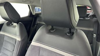 Citroen e-C4 50kWh e-series Hatchback 5dr Electric Auto (7.4kW Charger) (136 