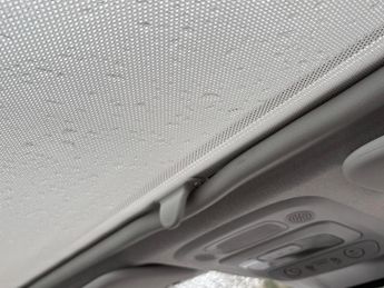 Fiat 500e 42kWh La Prima Hatchback 3dr Electric Auto (118 ps)