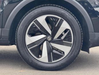 MG MG ZS 51.1kWh Trophy Auto 5dr