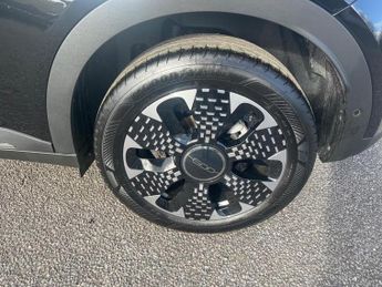 Fiat 600 1.2 MHEV La Prima e-DCT Euro 6 (s/s) 5dr