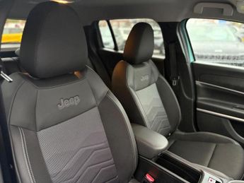 Jeep Avenger 54kWh Summit Auto 5dr