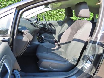 Ford Fiesta 1.0T EcoBoost Zetec Hatchback 5dr Petrol Powershift Euro 6 (100 