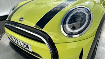 MINI Hatch 1.5 Cooper Classic Hatchback 5dr Petrol Steptronic Euro 6 (s/s) 