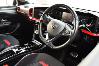 Vauxhall Mokka Electric 50kWh SRi Premium SUV 5dr Electric Auto (136 ps)